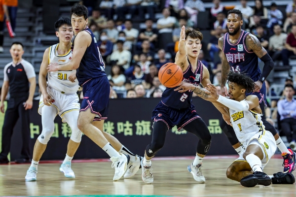 广东男篮vs浙江男篮